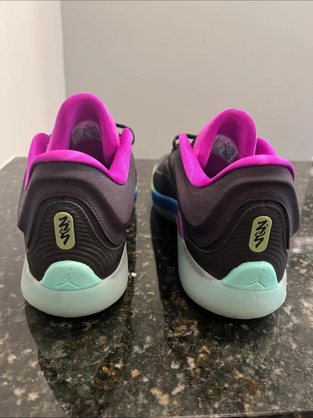 Jordan Zion 4 Noah Men’s 10.5 Photo Blue/ Volt-Vivid Purple